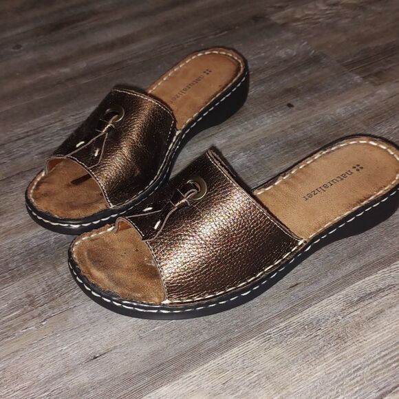Naturalizer Callman slip on sandals  Sz 7.5 - Picture 1 of 8